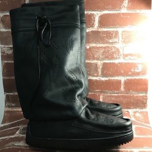 Manitobah | Shoes | Manitobah Mukluks 
